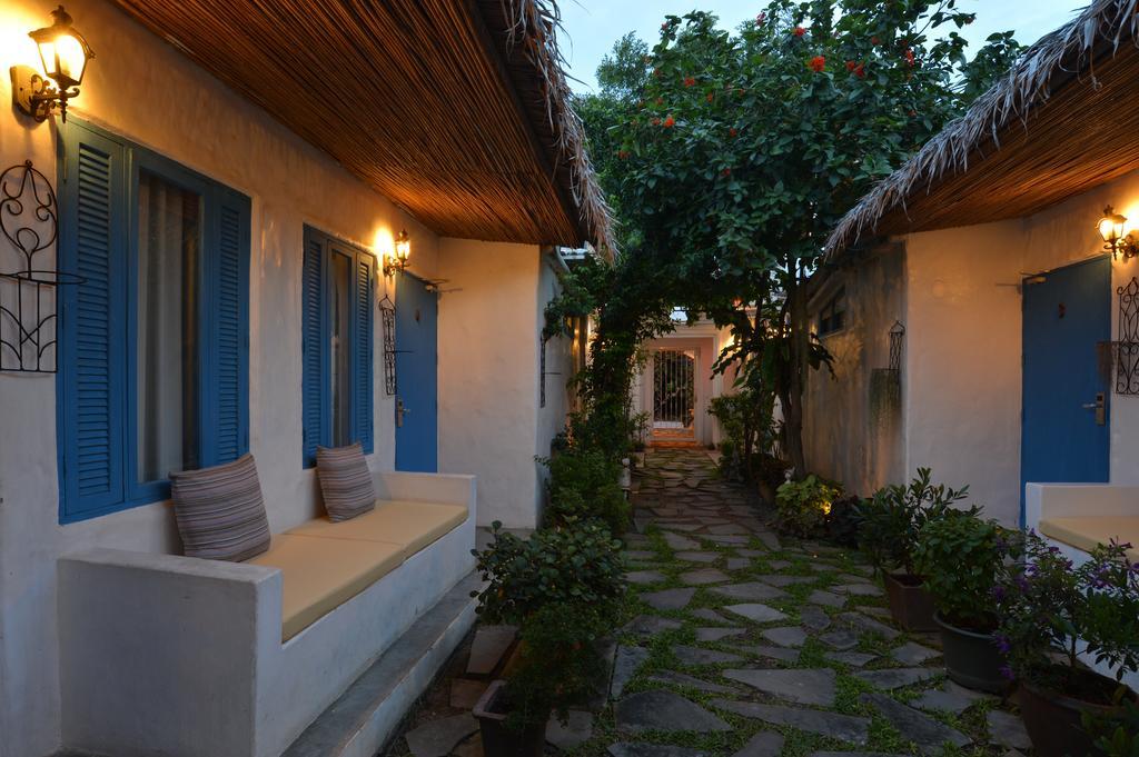 Costa Village Pool Villa Джомтьен Экстерьер фото