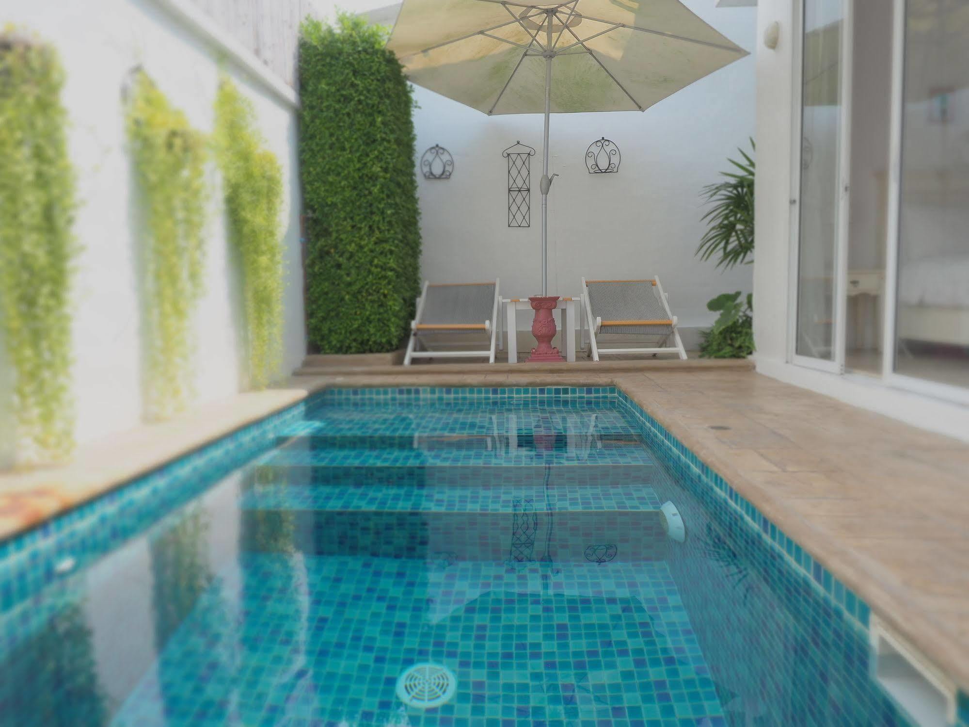 Costa Village Pool Villa Джомтьен Экстерьер фото